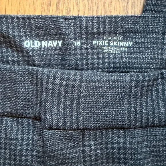 NWOT Old Navy Pixie Plaid Pants - Picture 2 of 2
